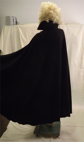 nicla_makeup_artist_center_costumi_sartoria_su_misura_costumi_donna_mantello_con_bavero2_274×46.jpg
